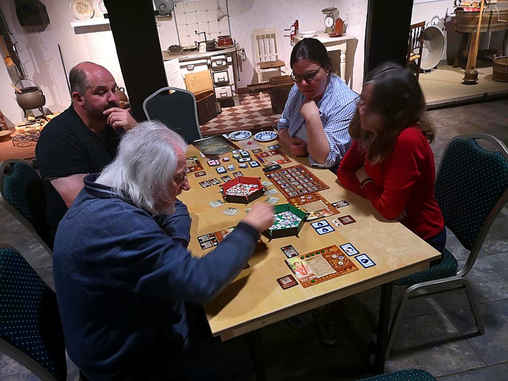 W!R spielen ! Rotenburger Spiele-Treff (17) – Bild 8