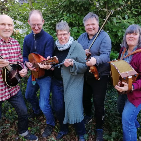 Tanzhaus Rotenburg - mit der Gruppe *Sally Gardens*