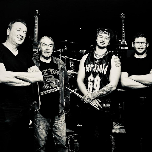 K!R in CONCERT: SHOTGUN.BAND